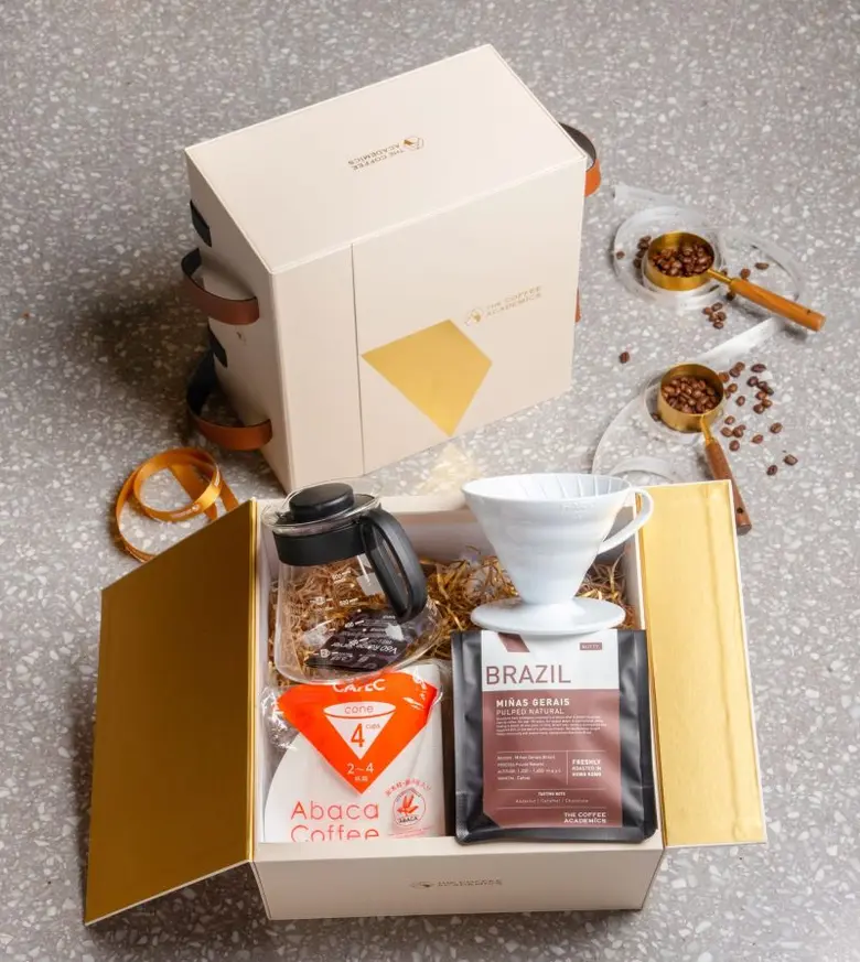 ร้าน "เดอะ คอฟฟี่ อะคาเดมิคส์" ขอส่งความสุขด้วยชุด Gift Box 2 แบบ เอาใจคอกาแฟ Specialty Coffee ตั้งแต่วันนี้เป็นต้นไป