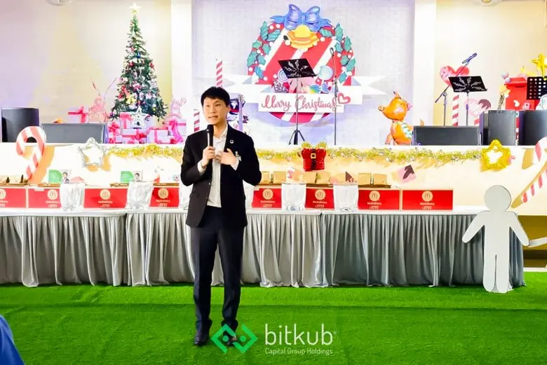 ท๊อป จิรายุส จับมือมูลนิธิบ้านพระพร - ปุ๊ อัญชลีส่งต่อกำลังใจผู้ต้องขังหญิง เชื่อมั่นทุกคนควรได้รับโอกาส