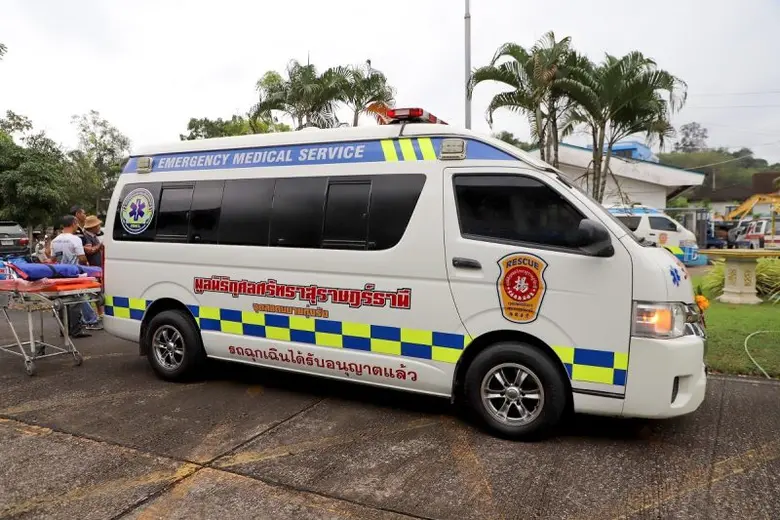 กปภ. มอบรถพยาบาลฉุกเฉิน อุปกรณ์การแพทย์ และสิ่งของจำเป็น