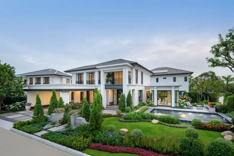 "แสนสิริ" มอบของขวัญปีใหม่ ส่งโปรฯ 'ให้!' คืนสูงสุด 3 ล้าน ยกทัพ 85 โครงการพร้อมอยู่ วางเป้ายอดขาย กว่า 1 หมื่นล้านบาท