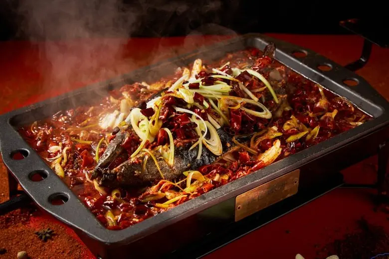 เสิร์ฟใหญ่รับปีมังกร! "ริเวอร์ไซด์ กริลล์ ฟิช แอนด์ หม่าล่า" ยกขบวนเซต 10 เมนูยอดนิยม ฉลองรับปีใหม่ปาร์ตี้ไหนก็เอาอยู่ ในราคาสุดคุ้ม 2,024 บาท