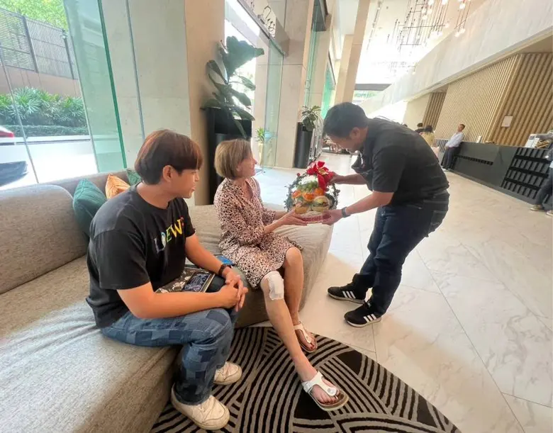 นายธวัชชัย นภาศักดิ์ศรี ผู้อำนวยการสำนักก...