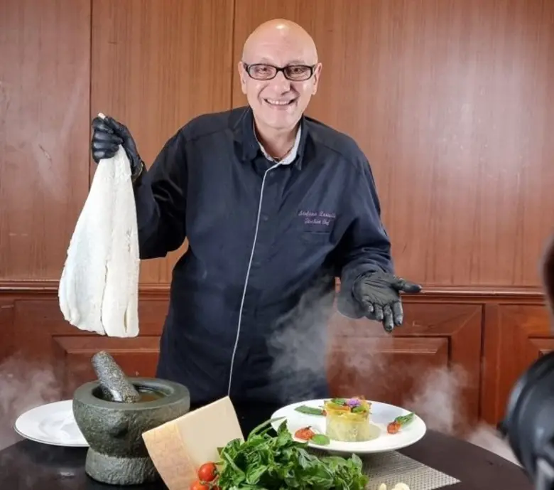 เชฟ สเตฟาโน่ แห่งห้องอาหารดอน จิโอวานนี่ ...