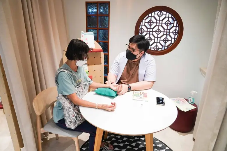 คลินิกการแพทย์แผนจีนหัวเฉียว จัดกิจกรรมภาคประชาชนเนื่องในโอกาสครบรอบ 29 ปี