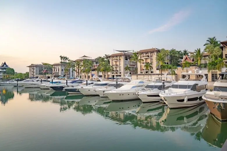 รอยัล ภูเก็ต มารีน่า ตอกย้ำการก้าวสู่การเป็นท่าจอดเรือปลอดคาร์บอน แห่งแรกและแห่งเดียวในเอเชีย