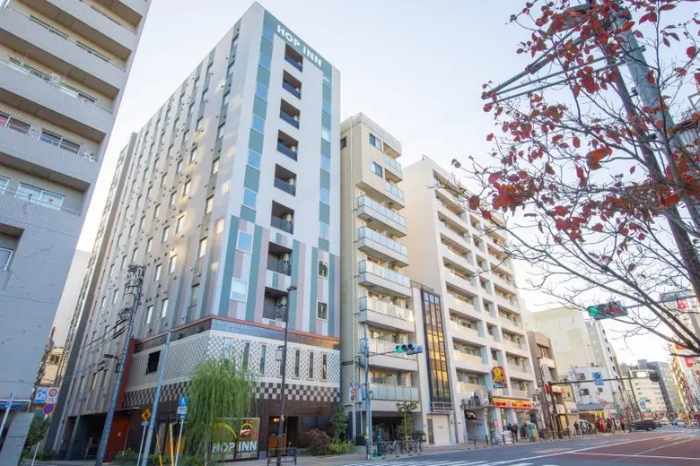 โรงแรมฮ็อป อินน์ ผู้นำโรงแรมระดับบัดเจ็ทท...