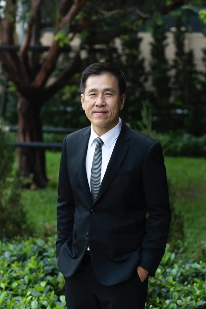 นายวิบูลย์ อุตสาหจิต ประธานเจ้าหน้าที่บริ...