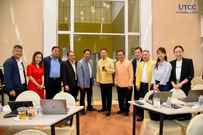 นายสนั่น อังอุบลกุล ประธานกรรมการหอการค้า...