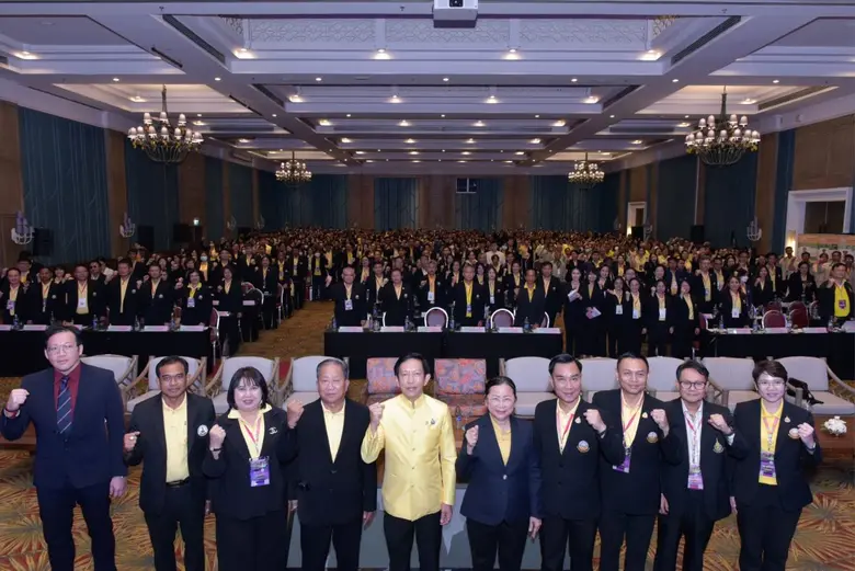 นายปราโมทย์ ยาใจ อธิบดีกรมพัฒนาที่ดิน เป็...