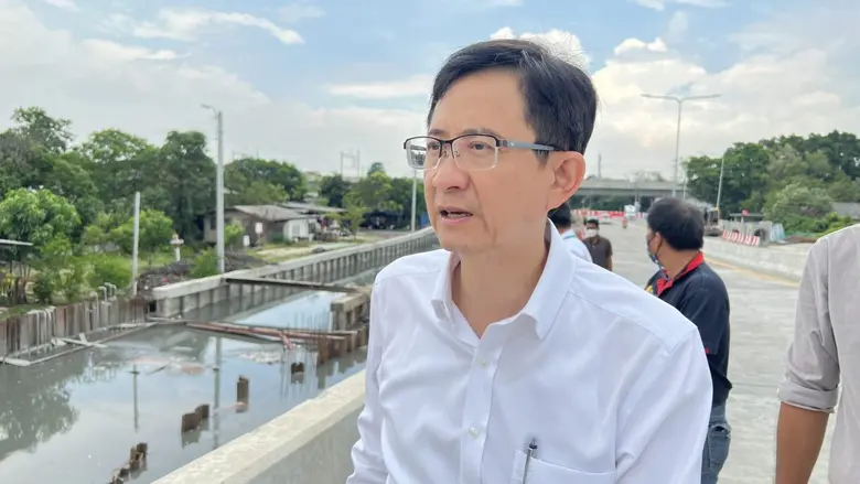 นายธวัชชัย นภาศักดิ์ศรี ผู้อำนวยการสำนักก...