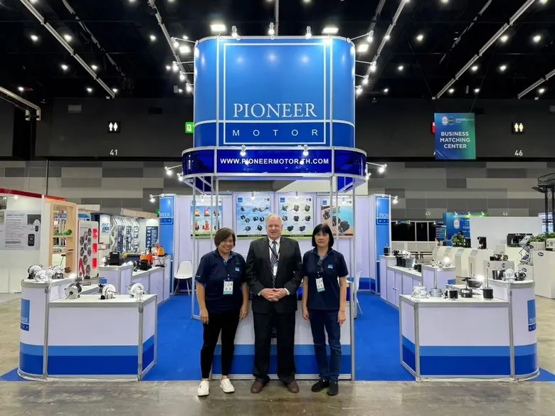 เมื่อเร็วๆ นี้คุณคริสโตเฟอร์ โรเบิร์ต เทป...