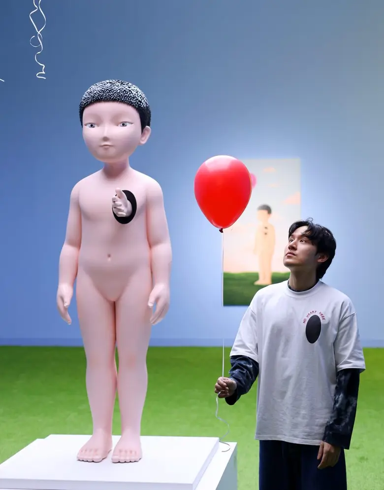 การเดินทางสู่โลกเหนือจริงของก้องกาน ที่เต...