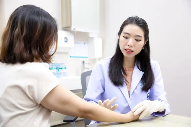 "โรคฝีดาษวานร" หรือที่เรียกกันติดปากว่า "...