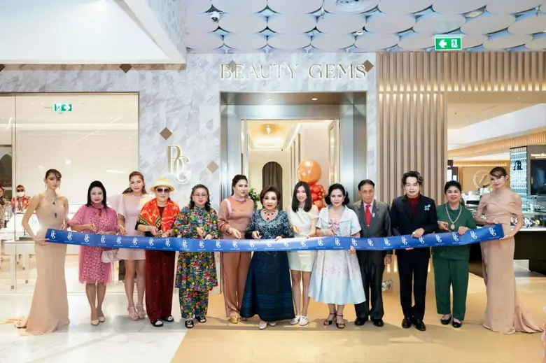 เซเลบริตี้ทั่วไทยพร้อมใจร่วมงานเปิด "บิวต...