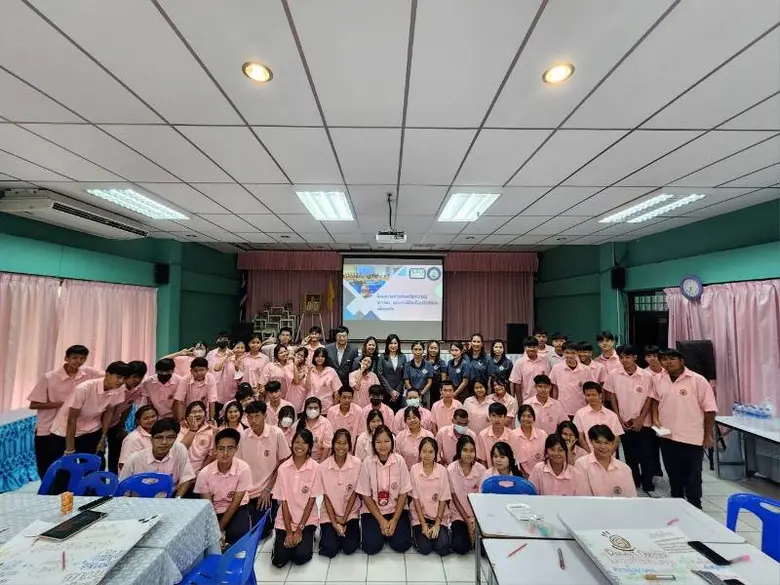 ม.ศรีปทุม เป็นพี่เลี้ยงโรงเรียน จัดอบรมส่...