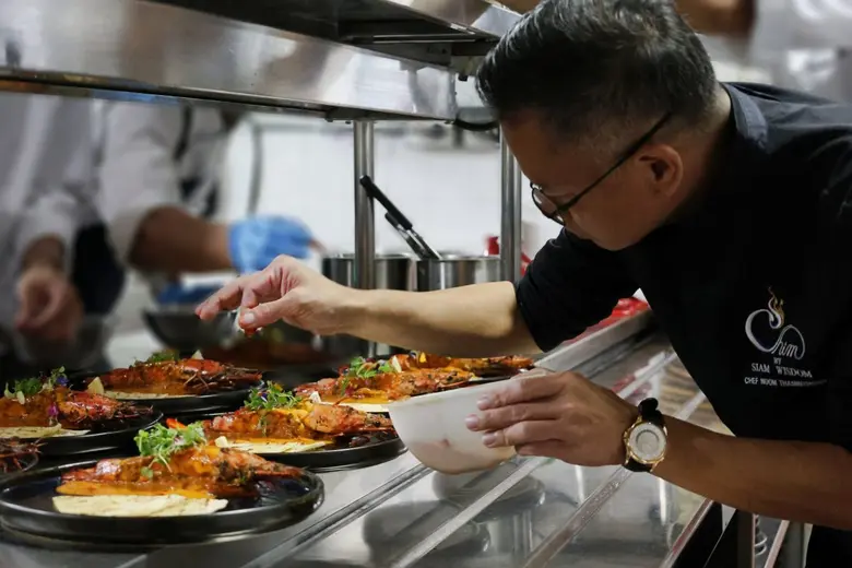 ลิ้มรสชาติอาหารไทยในสไตล์เมดิเตอร์เรเนียน...