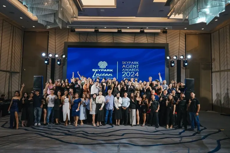 Lunique Real Estate ฉลองครบรอบ 1 ปี จ Sky...