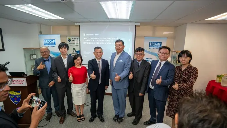 ปัจจุบันนี้เทคโนโลยีดิจิทัลได้อำนวยความสะ...