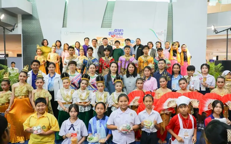 ต่อยอดความสำเร็จกิจกรรม "ตลาดนัดวัยเรียน ...