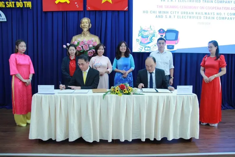 บริษัท รถไฟฟ้า ร.ฟ.ท. จำกัด ลงนามบันทึกคว...