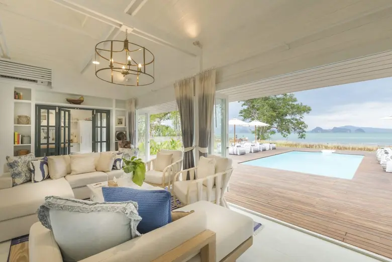 โรงแรมในเครือเคป แอนด์ แคนทารี โฮเทลส์ 21...