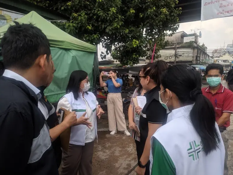 กทม. กำชับผู้บริหารตลาดคลองเตยเร่งปรับปรุงสุขลักษณะ-ความสะอาด-แก้ปัญหาจราจร