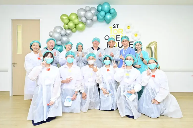 นับเป็นครั้งแรกที่โรงพยาบาลจุฬาภรณ์ เปิดโ...