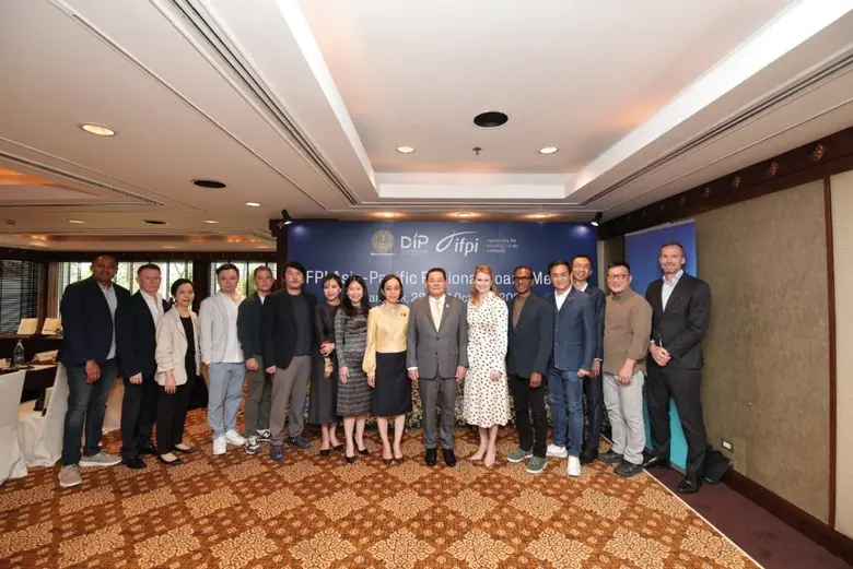 "นภินทร" หารือร่วมค่ายเพลงยักษ์ใหญ่ "Sony - Universal - Warner Music"บูมอุตสาหกรรมเพลงไทย ต่อยอด Soft Power เพิ่มมูลค่าด้วย Music IP