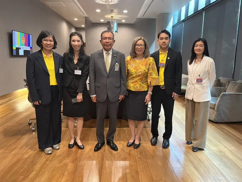 นายศุภชัย ใจสมุทร ผู้ช่วยรัฐมนตรีว่าการกร...