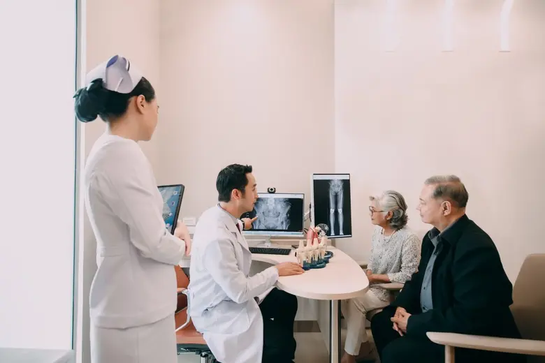 โรงพยาบาลกรุงเทพอินเตอร์เนชั่นแนลชี้ผู้สู...