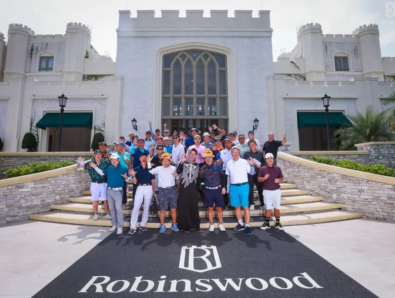 โรบินส์วูด กอล์ฟ คลับ (Robinswood Golf Cl...