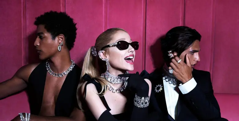 Today Swarovski unveils its Holiday 2024 ...