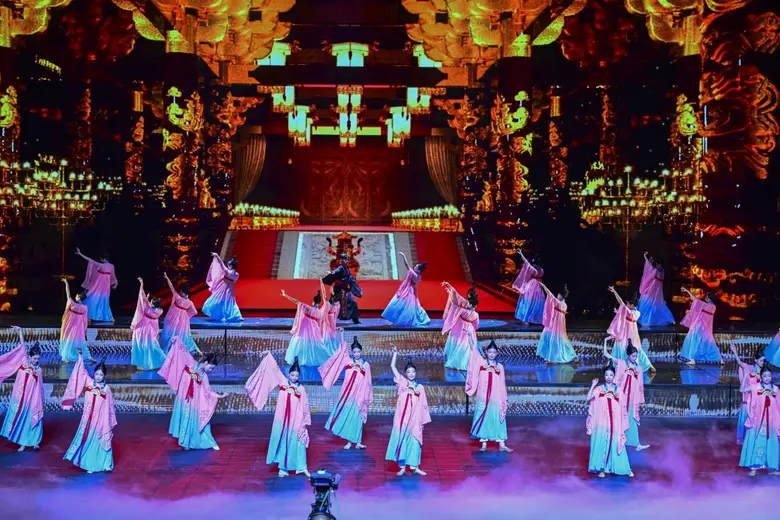 คณะกรรมการจัดการประชุมว่าด้วยการพัฒนาการท...