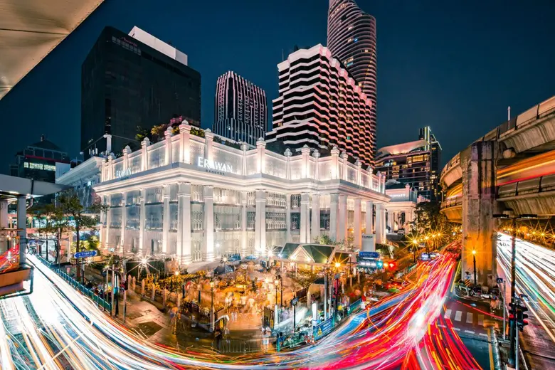 ศูนย์การค้าเอราวัณ แบงค็อก พร้อมเชิญชวนทุ...