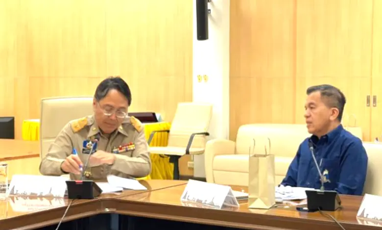 นายวรยุทธ เนาวรัตน์ รองผู้อำนวยการ รักษาก...