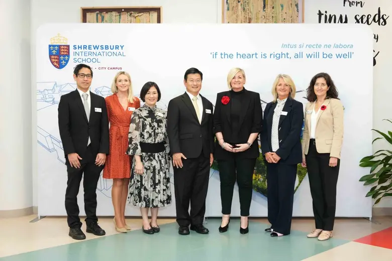 โรงเรียนนานาชาติโชรส์เบอรี กรุงเทพ (Shrew...