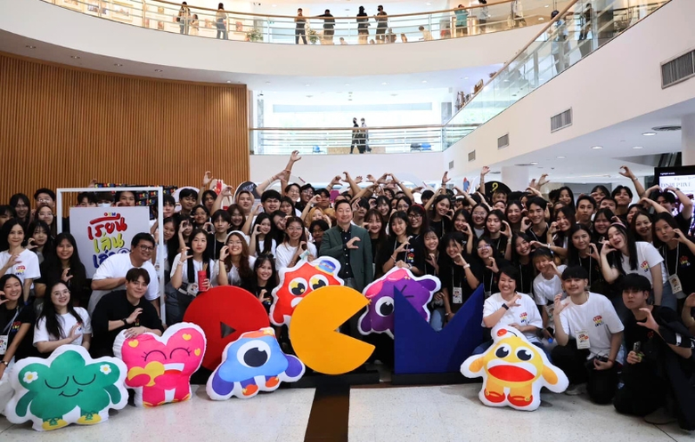 คณะนิเทศศาสตร์ สาขาการออกแบบสื่อสารออนไลน...