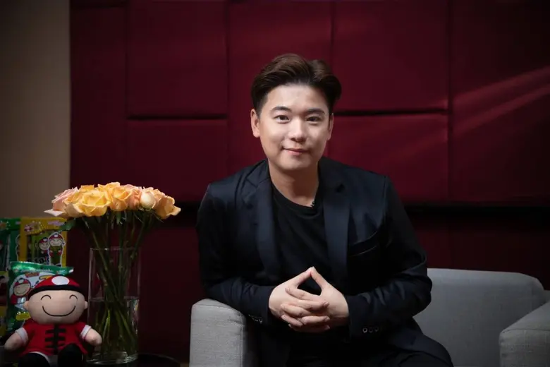 บมจ.เถ้าแก่น้อย ฟู๊ดแอนด์มาร์เก็ตติ้ง หรื...