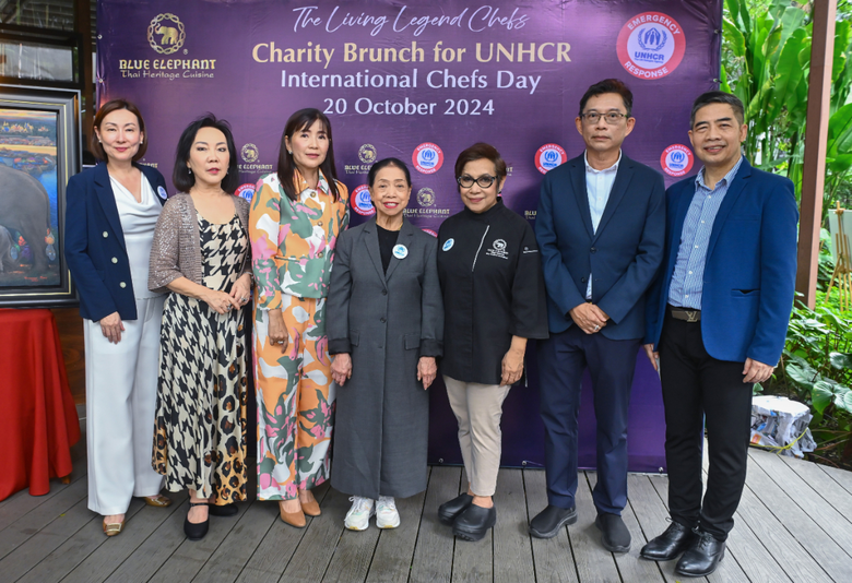 บลู เอเลเฟ่นท์ นำโดยมาสเตอร์เชฟนูรอ โซ๊ะม...