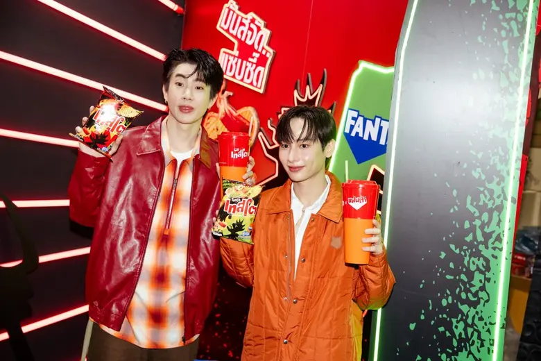 "เทสโต" จับคู่กับ "แฟนต้า" ดึง 2 หนุ่มหล่...