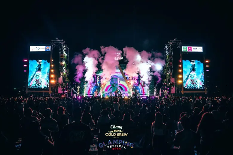 ผ่านพ้นไปแล้วกับเทศกาลดนตรี "Glamping Fes...