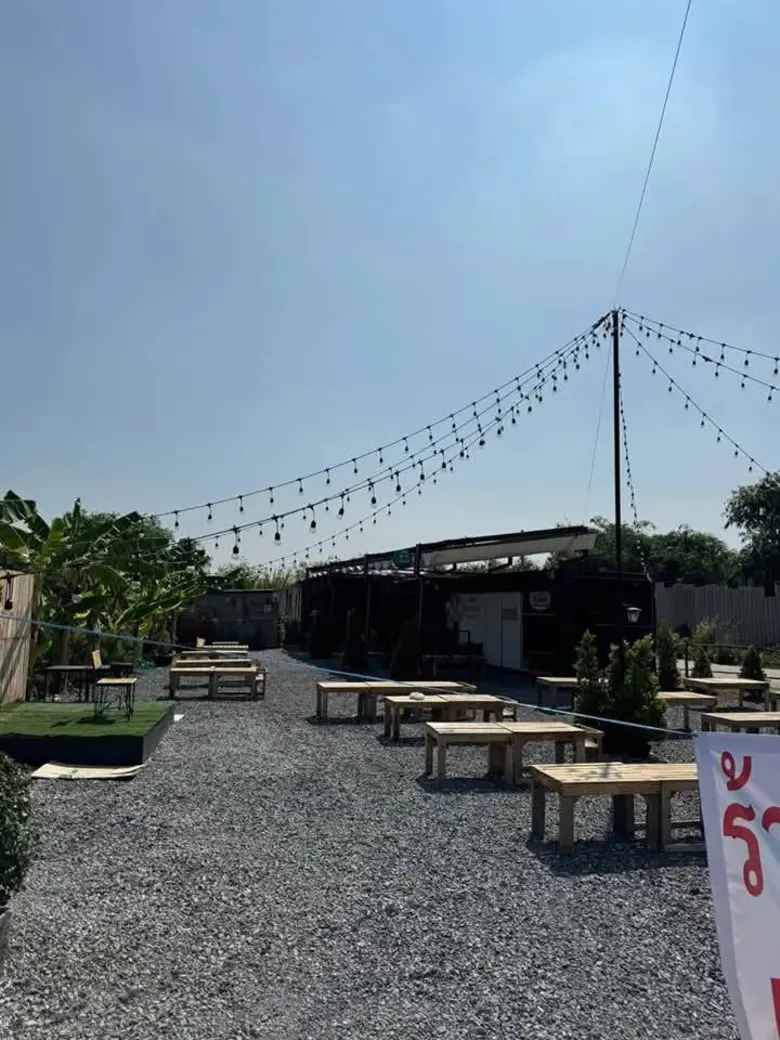 นายธราพงษ์ เพ็ชร์คง ผู้อำนวยการเขตลาดกระบัง กทม. กล...