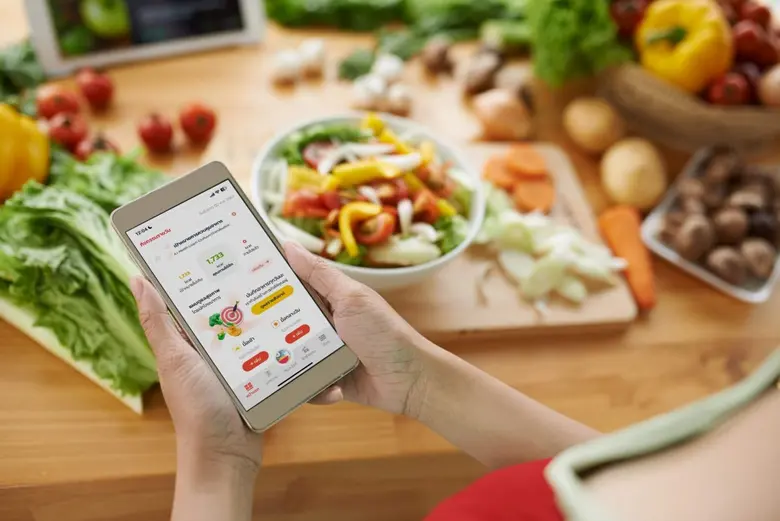 คนไทย 1 ใน 4 กำลังควบคุมอาหาร 65% ให้ความ...