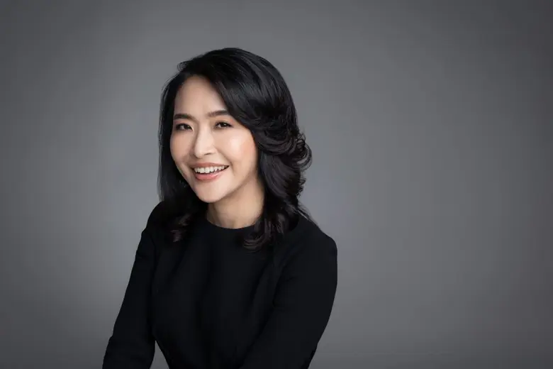 นางสาวดารบุษป์ ปภาพจน์ กรรมการผู้จัดการ บ...