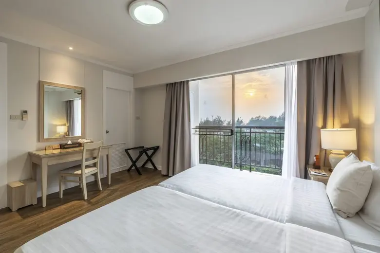 โรงแรมแคนทารี เบย์ ระยอง ที่พักในเครือเคป...