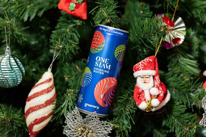 สยามพิวรรธน์ เปิดตัวน้ำดื่ม ONESIAM Celeb...