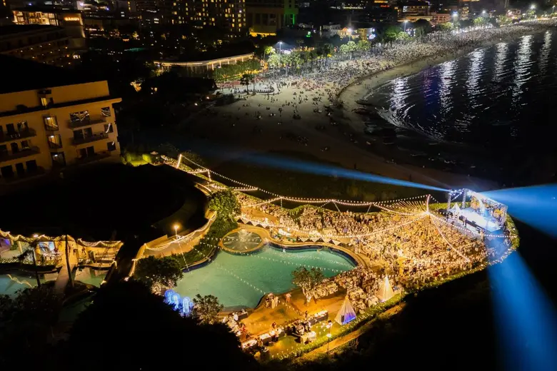 เตรียมอิ่มอร่อยกับอาหารท้องถิ่นและนานาชาต...