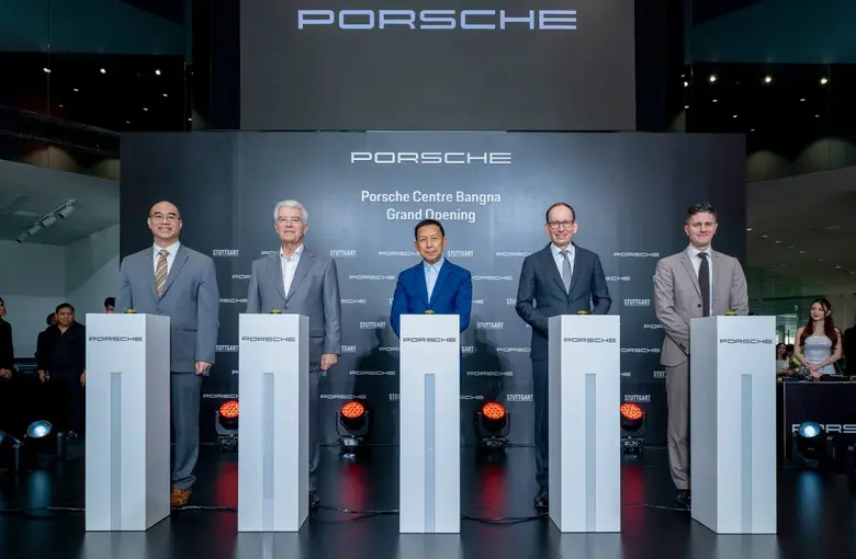 เฉลิมฉลองการเปิดตัวสุดยิ่งใหญ่ "Porsche C...