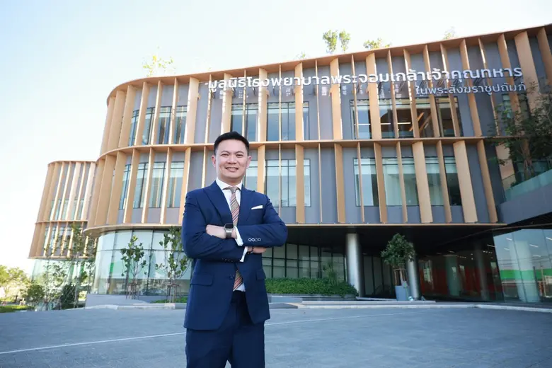 ศ.ดร.สุชัชวีร์ สุวรรณสวัสดิ์ ประธานมูลนิธ...