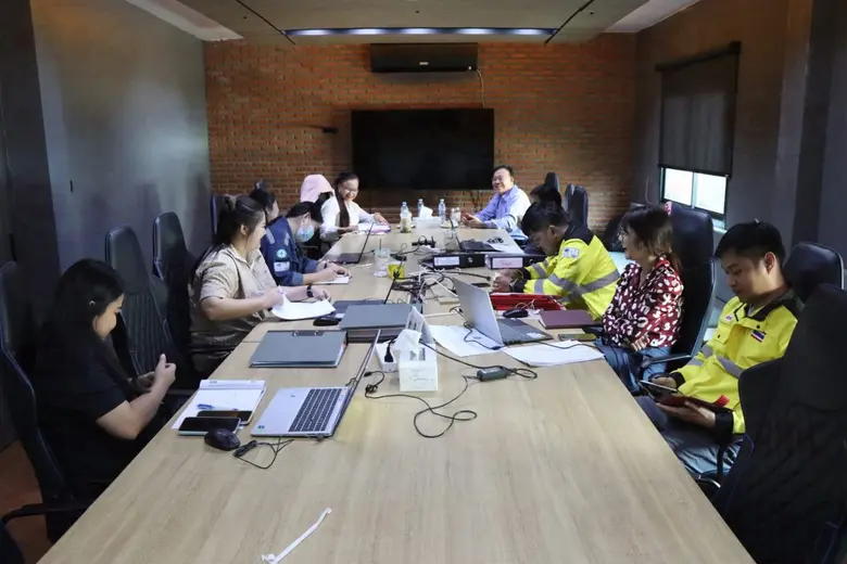 บริษัท ซีเอเค อินเตอร์เนชั่นแนล จำกัด และ...